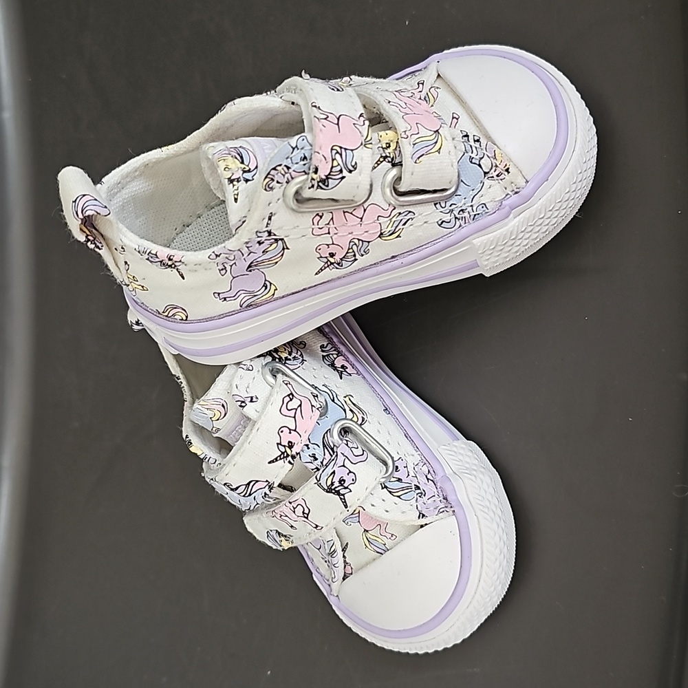 *New* Infant size 2 Unicorn Converse shoes